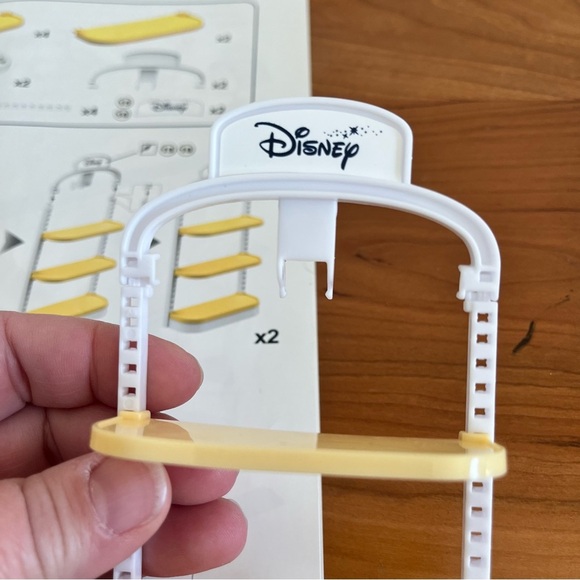 Zuru Mini Brands Mini Disney Store Edition Display Piece Replacement Piece - Picture 6 of 6